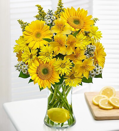 Make Lemonade™ in a Vase