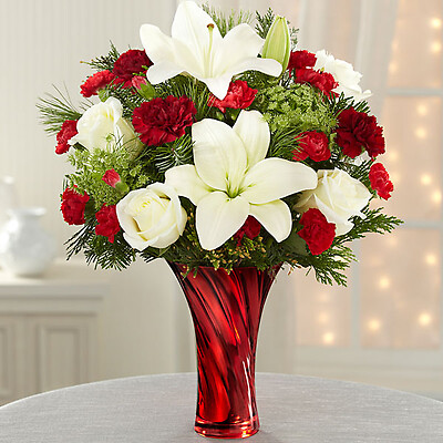 The Holiday Celebrations™ Bouquet