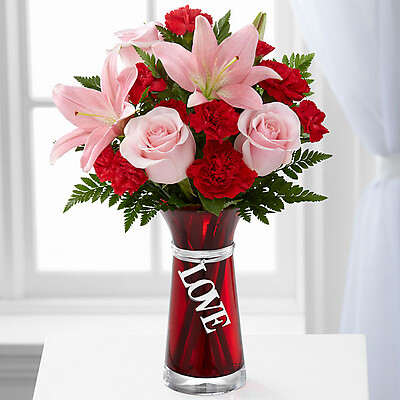 The Hold My Heart™ Bouquet